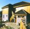 Smiddy Bunkhouse & Blacksmiths Backpackers Lodge